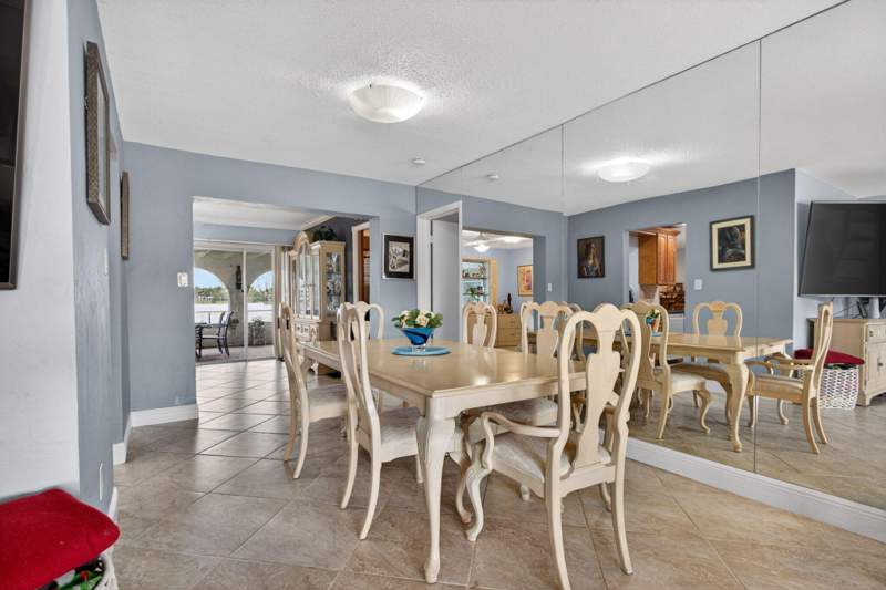 3 bedroom Single Family Residence at 7306 NW 94th Way, Westwood Community 3, Tamarac — photo 5