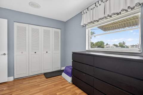 7306 NW 94th Way, Tamarac FL - photo 24 of 50