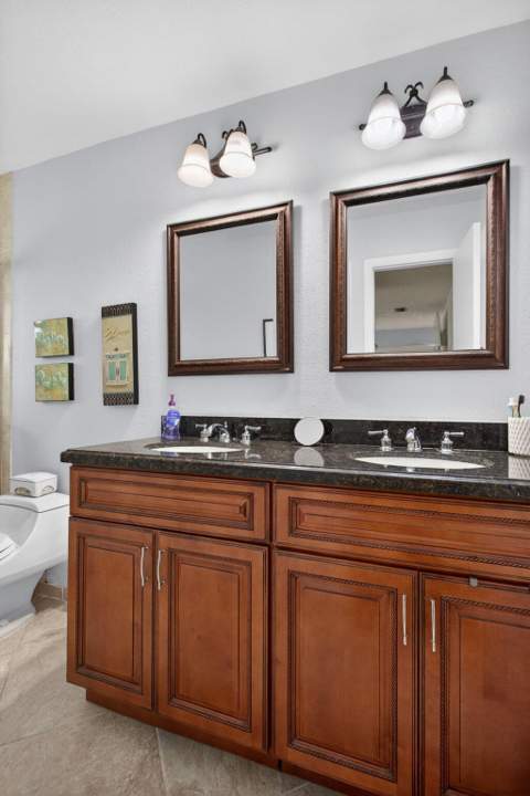 7306 NW 94th Way, Tamarac FL - photo 20 of 50