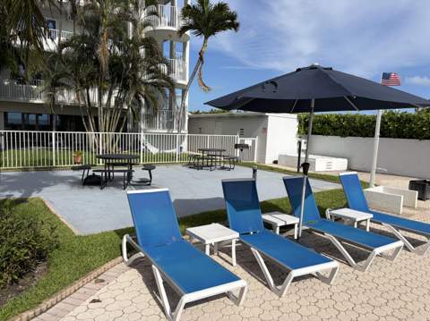 1480 S Ocean Boulevard #111, Lauderdale-By-The-Sea FL - photo 12 of 22