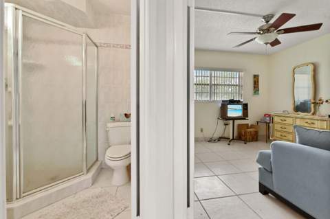 3506 NW 49th Avenue #603, Lauderdale Lakes FL - photo 9 of 25