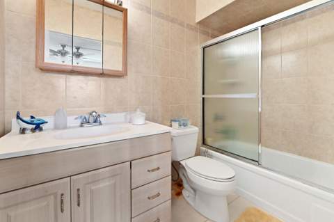3506 NW 49th Avenue #603, Lauderdale Lakes FL - photo 15 of 25