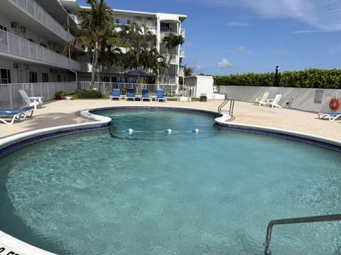 1480 S Ocean Boulevard #111, Lauderdale-By-The-Sea FL - photo 11 of 22