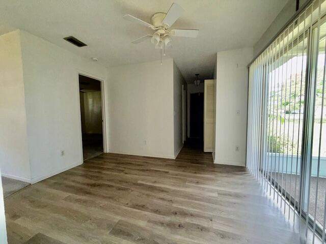 3 bedroom Single Family Residence at 717 SE Alamanda Circle, East Lake Charlotte Estates, Stuart — photo 4