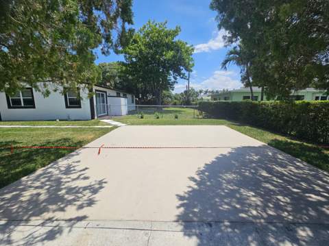 1605 W 10th Street, Riviera Beach FL - photo 10 of 53