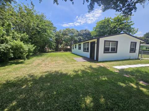 1605 W 10th Street, Riviera Beach FL - photo 13 of 53