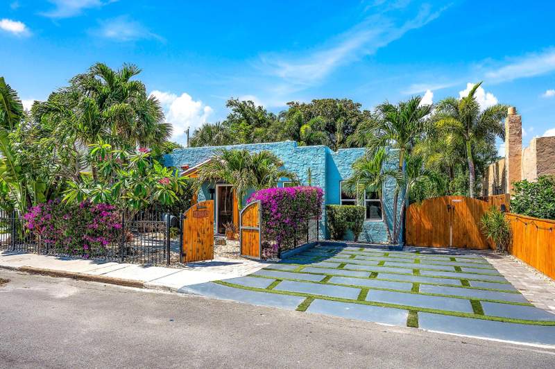 3 bedroom Single Family Residence at 823 Selkirk Street, Southwood Heights, West Palm Beach — photo 2
