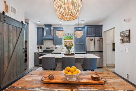 823 Selkirk Street, West Palm Beach FL - photo 9 of 35