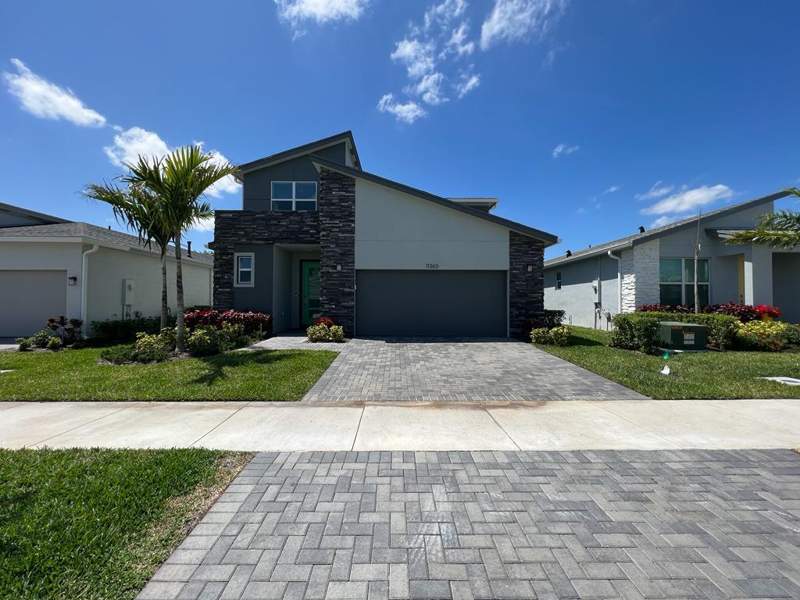 4 bedroom Single Family Residence at 11365 SW Lyra Drive, Mattamy At Southern Grove Plat 1 Replat, Port St. Lucie — photo 2