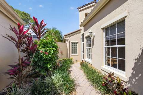 48 Via Del Corso, Palm Beach Gardens FL - photo 9 of 96