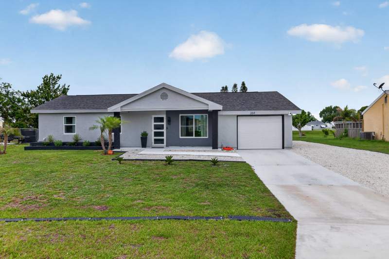 3 bedroom Single Family Residence at 264 SW Cherryhill Road, Port St Lucie Section 41, Port St. Lucie — photo 2