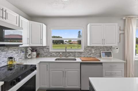 264 SW Cherryhill Road, Port St. Lucie FL - photo 14 of 44