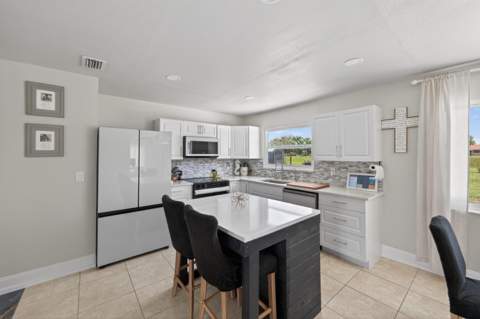 264 SW Cherryhill Road, Port St. Lucie FL - photo 11 of 44
