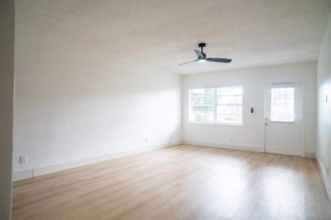 701 Pine Drive #107, Pompano Beach FL - photo 20 of 22
