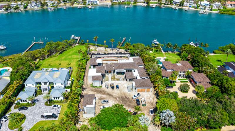 5 bedroom Single Family Residence at 508 S Beach Road, Jupiter Island, Jupiter Island — photo 4