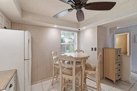 640 Tennis Club Drive #103, Fort Lauderdale FL - photo 6 of 39