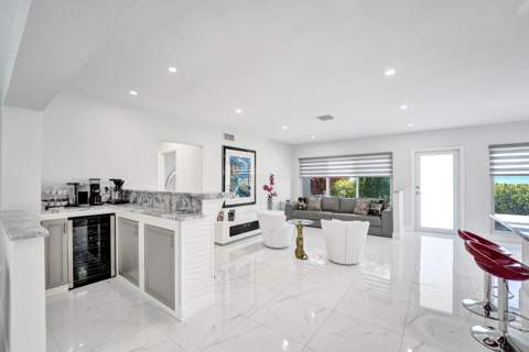 1431 S Ocean Boulevard #2, Lauderdale-By-The-Sea FL - photo 14 of 42