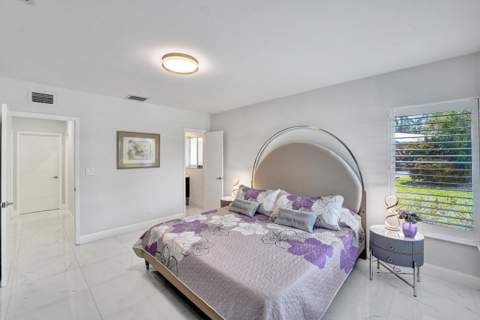 1431 S Ocean Boulevard #2, Lauderdale-By-The-Sea FL - photo 19 of 42