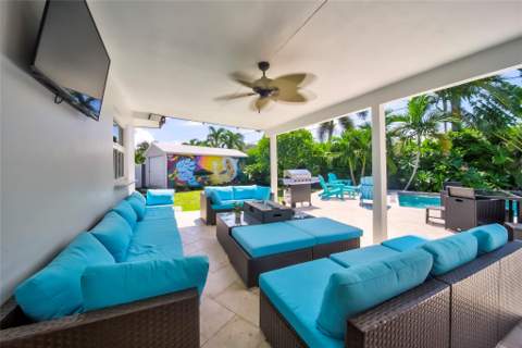 250 NE 27th Court, Boca Raton FL - photo 16 of 36