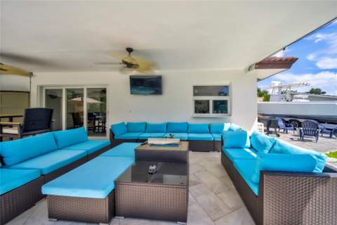 250 NE 27th Court, Boca Raton FL - photo 19 of 36