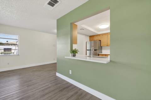2513 S 17th Street #206, Fort Pierce FL - photo 7 of 26