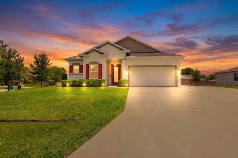 3 bedroom Single Family Residence at 1502 SW Kosnar Avenue, Port St Lucie Section 19, Port St. Lucie — photo 2