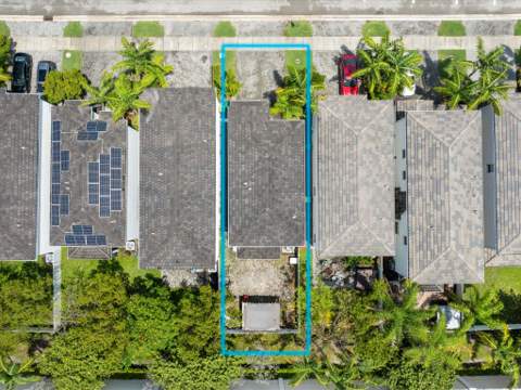 4441 NW 48th Terrace, Tamarac FL - photo 6 of 29