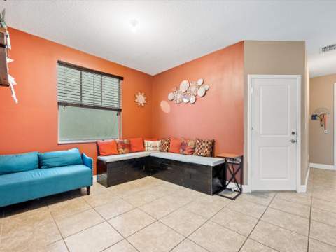 4441 NW 48th Terrace, Tamarac FL - photo 10 of 29