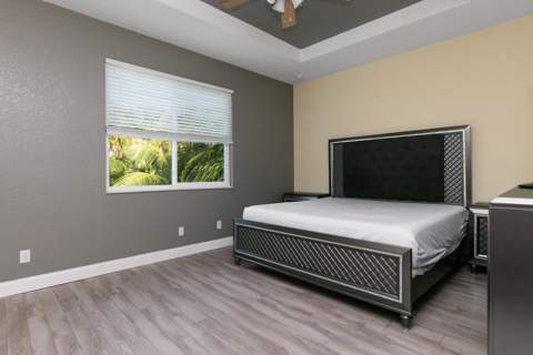 1086 NW Leonardo Circle, Port St. Lucie FL - photo 11 of 30