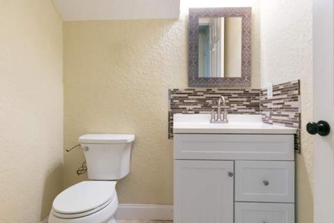 1086 NW Leonardo Circle, Port St. Lucie FL - photo 16 of 30