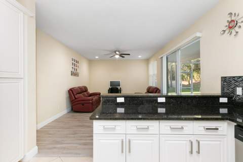 1086 NW Leonardo Circle, Port St. Lucie FL - photo 23 of 30