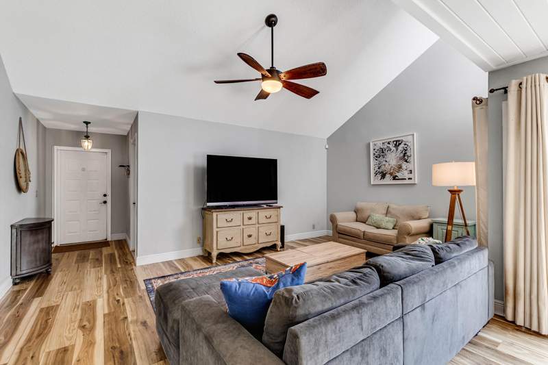 2 bedroom Single Family Residence at 506 Sweet Wood Way, Tree Tops Of Wellington, Wellington — photo 5
