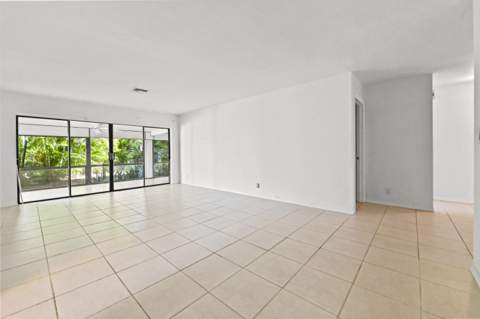 329 Knob Hill Boulevard, Boca Raton FL - photo 10 of 36