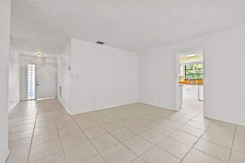329 Knob Hill Boulevard, Boca Raton FL - photo 11 of 36