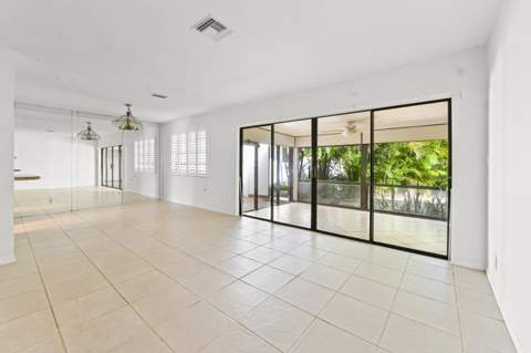 329 Knob Hill Boulevard, Boca Raton FL - photo 12 of 36