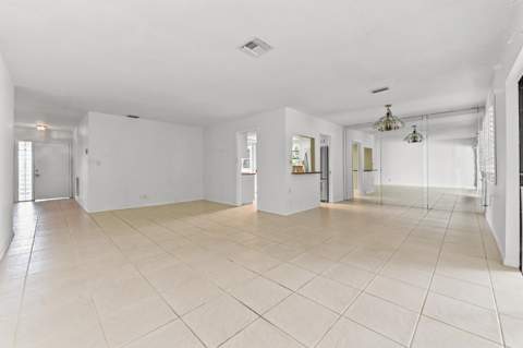 329 Knob Hill Boulevard, Boca Raton FL - photo 13 of 36