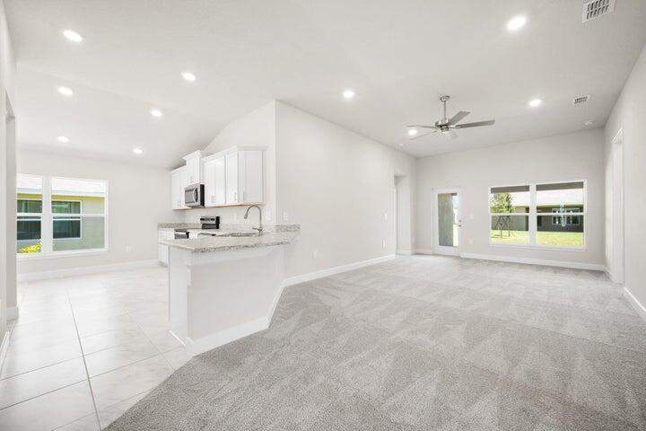 4 bedroom Single Family Residence at 8166 Merano Avenue, Waterstone Phase Three, Fort Pierce — photo 3