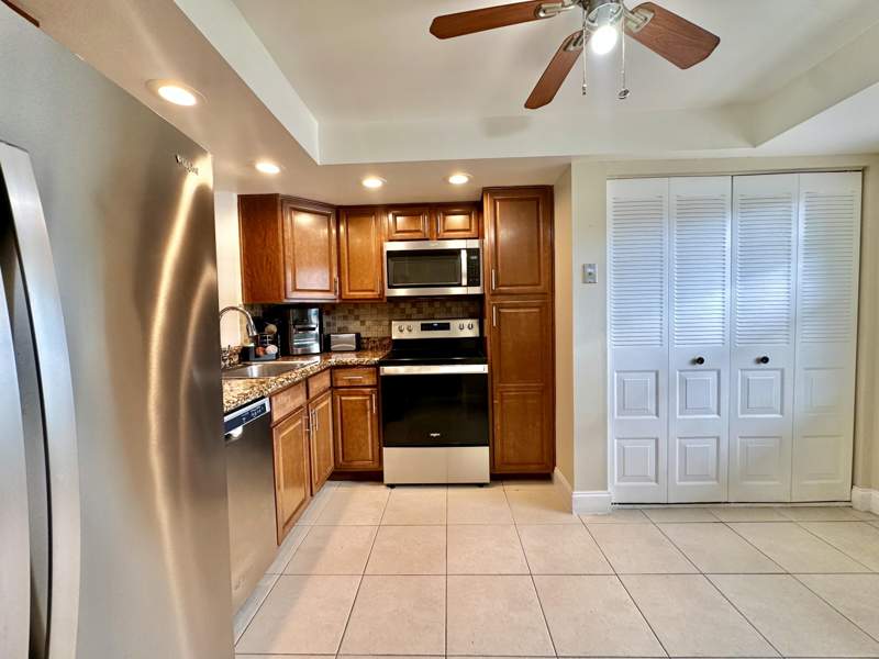 2 bedroom Condominium at 1650 NW 80th Avenue, 5 Of Palm Springs 2 Condo, Margate — photo 3