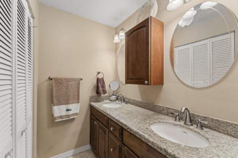 4459 SE Kubin Avenue, Stuart FL - photo 10 of 29
