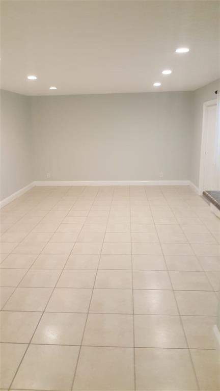 180 NE 12th Avenue #17a, Hallandale Beach FL - photo 7 of 19