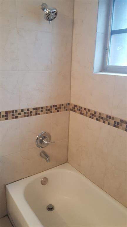 180 NE 12th Avenue #17a, Hallandale Beach FL - photo 16 of 19