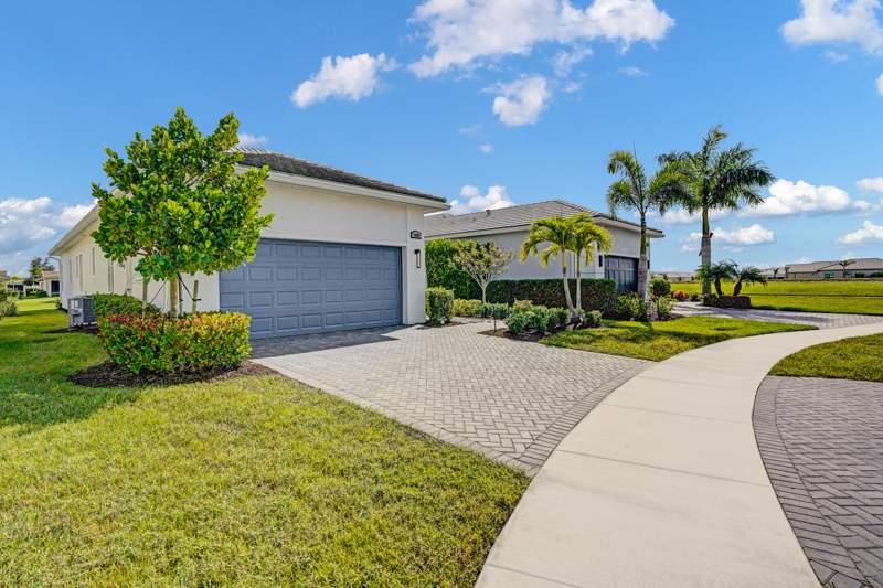 3 bedroom Single Family Residence at 25007 SW Alberti Way, Verano Pud No 1 Plat No 21, Port St. Lucie — photo 2