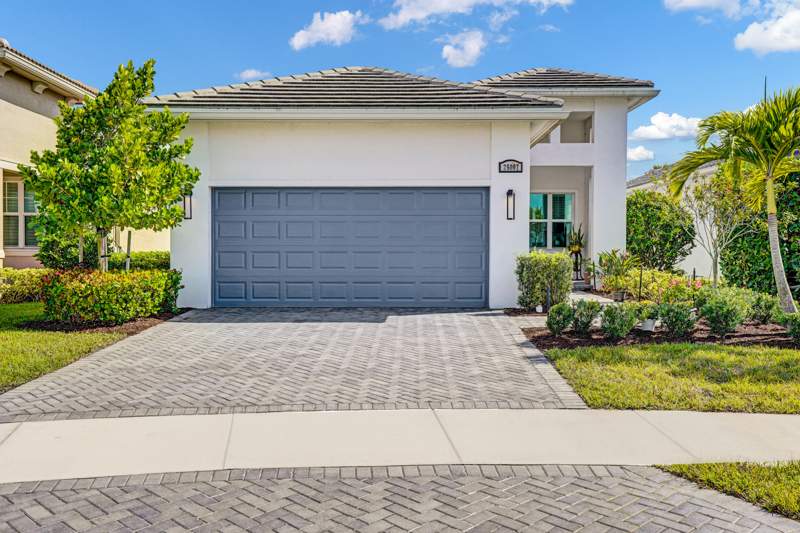 3 bedroom Single Family Residence at 25007 SW Alberti Way, Verano Pud No 1 Plat No 21, Port St. Lucie — photo 3