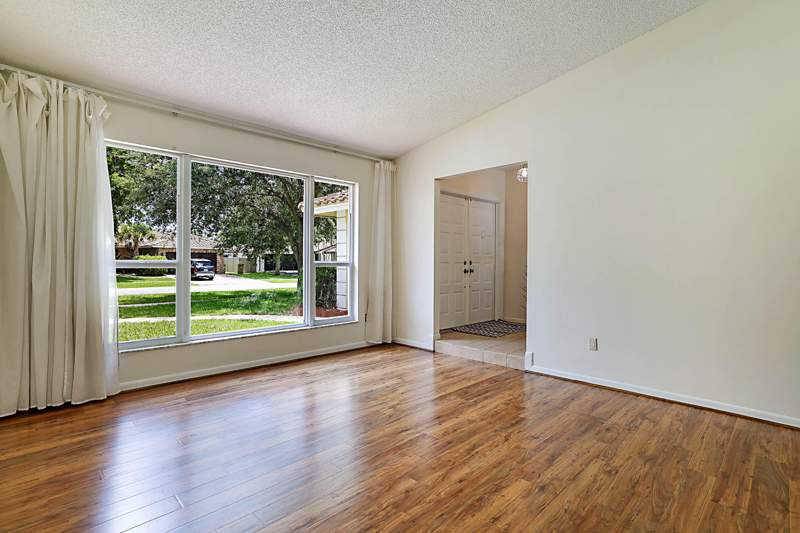 4 bedroom Single Family Residence at 20869 Sonrisa Way, Los Paseos Of Via Verde Replat, Boca Raton — photo 5