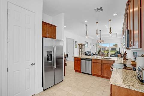25007 SW Alberti Way, Port St. Lucie FL - photo 15 of 47