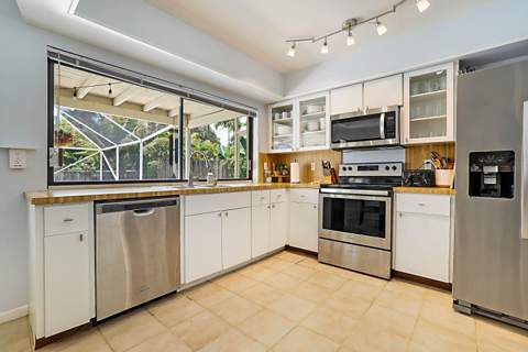 20869 Sonrisa Way, Boca Raton FL - photo 15 of 44