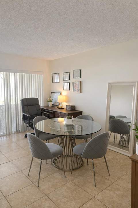 953 Coral Club Drive #953, Coral Springs FL - photo 9 of 12