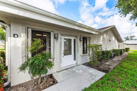 900 NW 30th Avenue #D, Delray Beach FL - photo 6 of 39