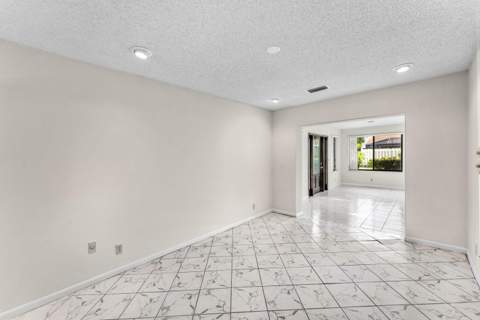 900 NW 30th Avenue #D, Delray Beach FL - photo 21 of 39