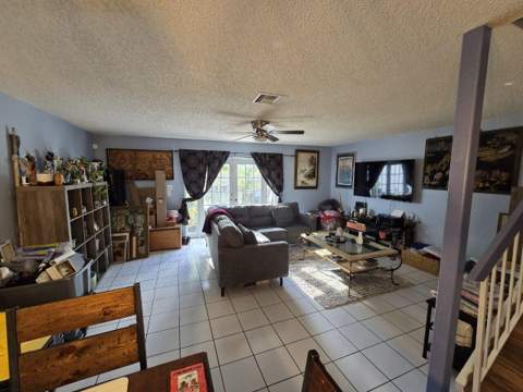 7900 SW 7th Place, North Lauderdale FL - photo 8 of 21